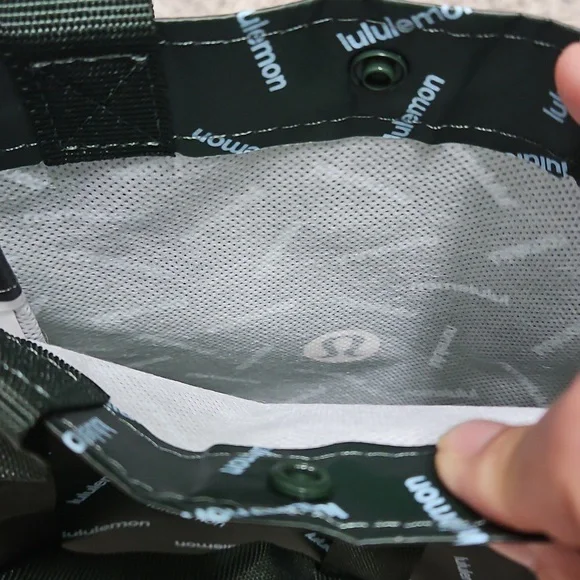 NBU Lululemon Dark Green Tote Bage - Picture 4 of 5